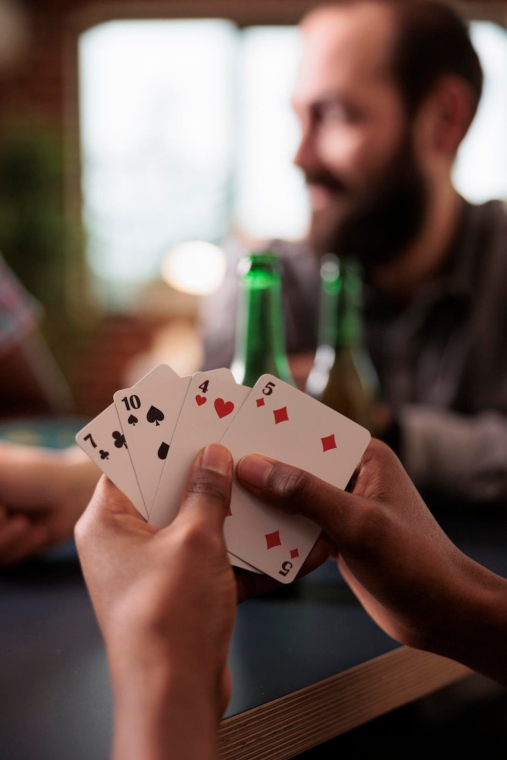 Dealer profesional HD Dealer profesional di studio baccarat cahaya123 dengan kualitas HD